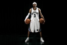 开云网站-五大联赛历史最佳换帅后战绩提升数据统计，五大联赛最帅球衣